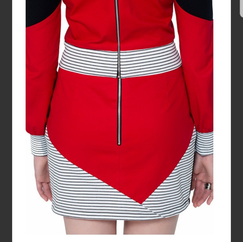 Cutwork Mini Skirt - Picture 3 of 5